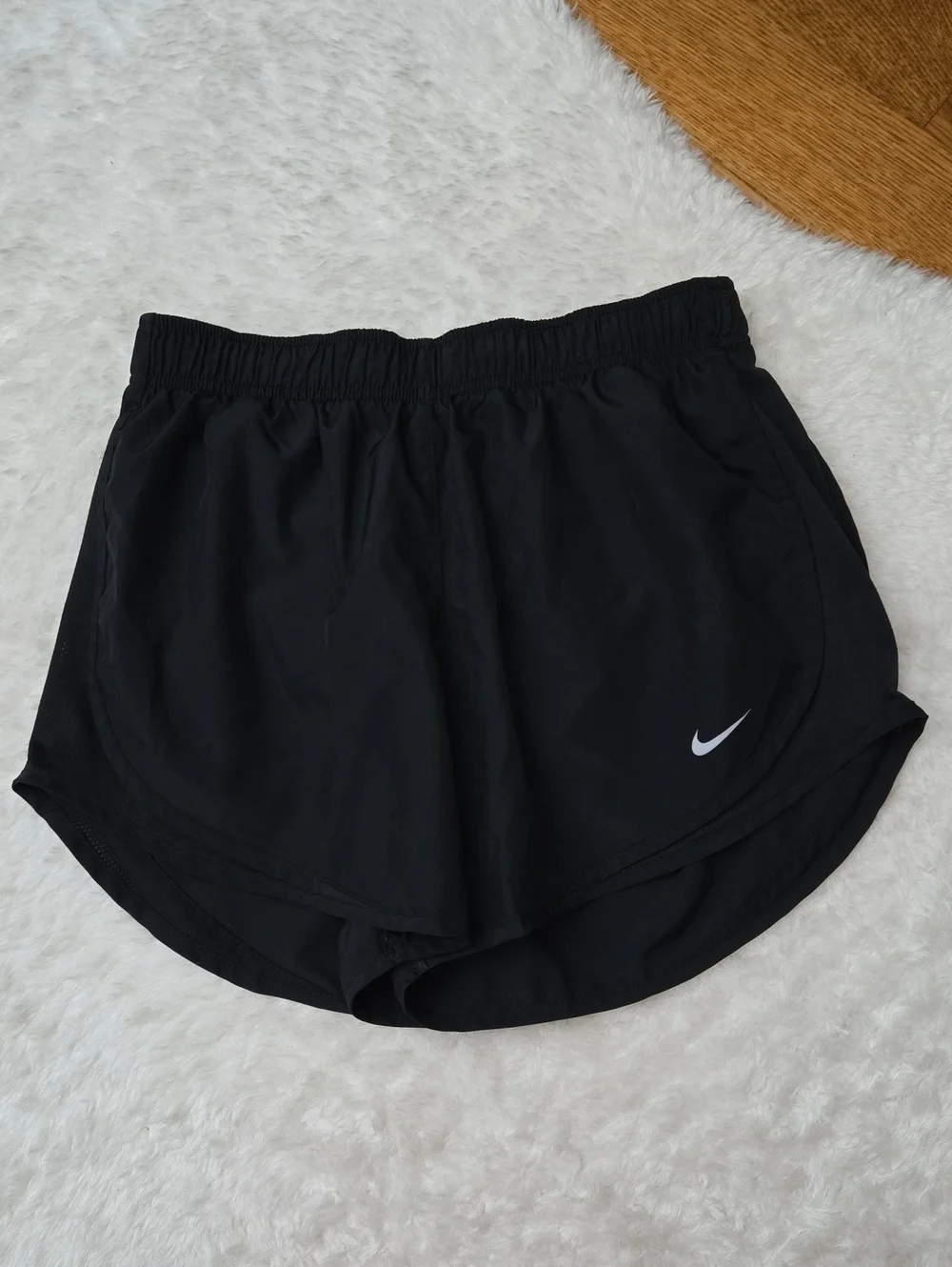 Nike Tempo Shorts, Womens Medium